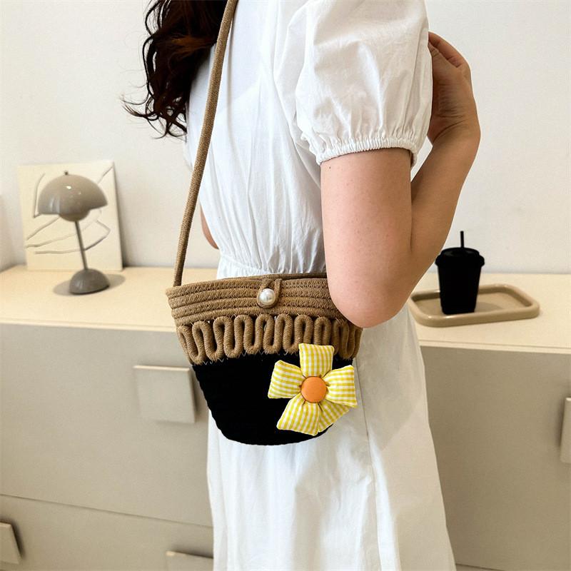 Trendy Fashionable Bucket Bag For Women With Chic Woven Fabric And Soft Structure