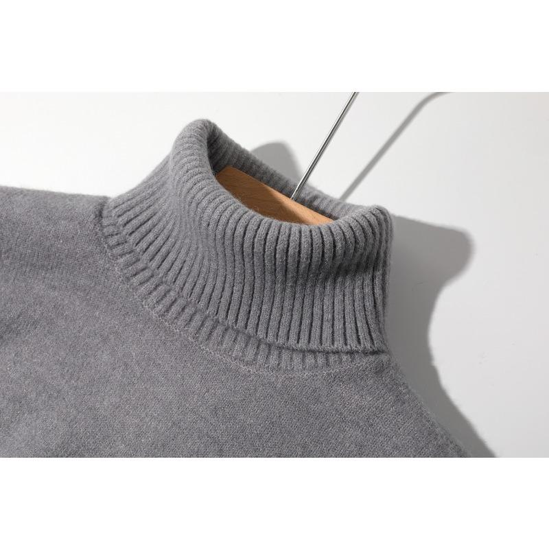 Новый мужской осенне-зимний свитер с плавными переходами цветов и высокими лацканами — фото 3