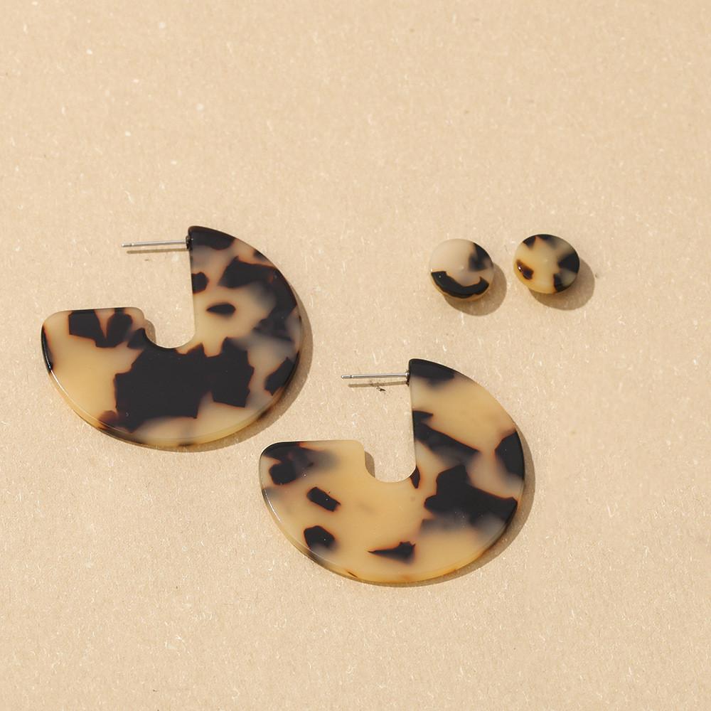 Leopard Trendy Print Acetate Stud Earrings With Bold Alloy Star Design Summer 2021