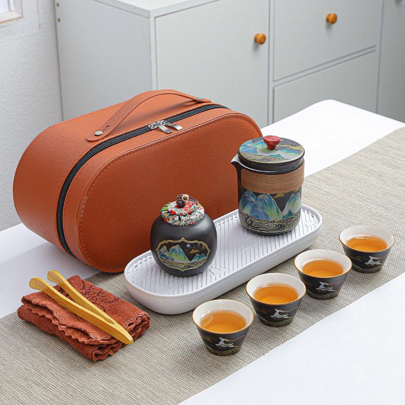 Portable Travel Kung Fu Tea Set: Compact Ceramic Teapot & Gaiwan for Outdoor Camping and Tea Enjoyment. Perfect Gift for Tea Lovers.