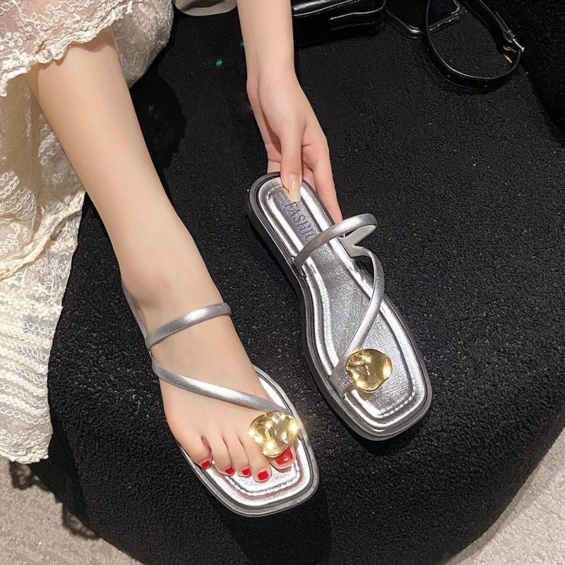 Woman Slippers Outside Shoes for Women on Beach Flat Sandals Promotion Easy Wears Summer Sale Footwear Shoe 2025 Luxury Slides