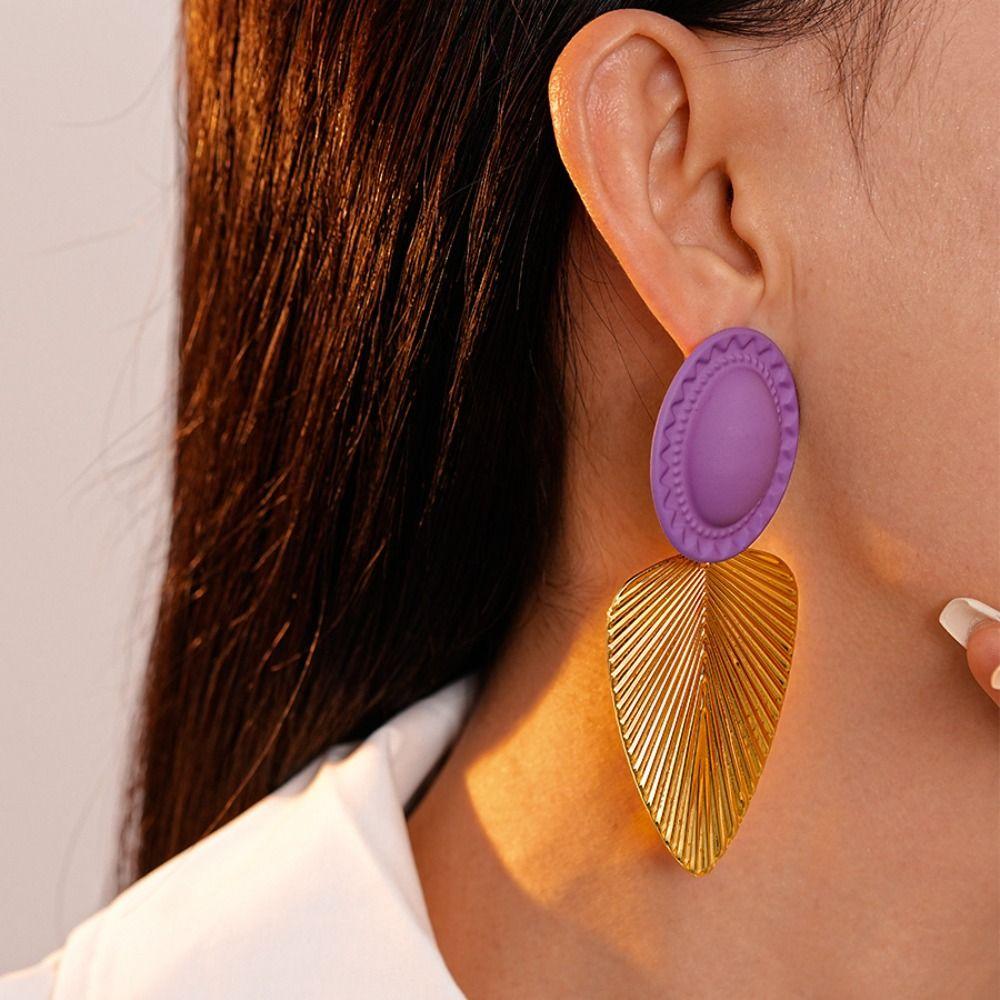 Chic Leaf Pendant Earrings Color Blocking Exaggerated Earrings Unique Vintage Drop Earrings  Party