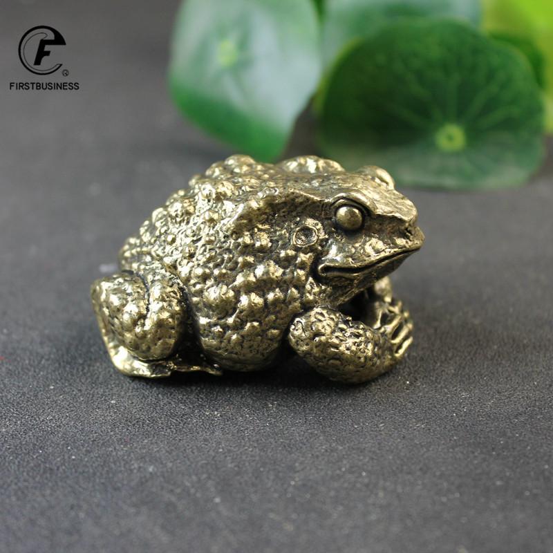 Brass Golden Toad Lucky Tea Pet Vintage Simulation Animal Figurines Miniatures Home Office Desk Ornament Car Decoration Crafts