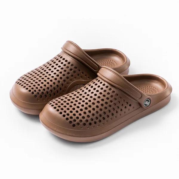 

Women s Platform Perforated Clogs - Slip-Resistant & Odor-Resistant, Indoor-Outdoor Closed-Toe Sandals 2025 Summer New 40-41