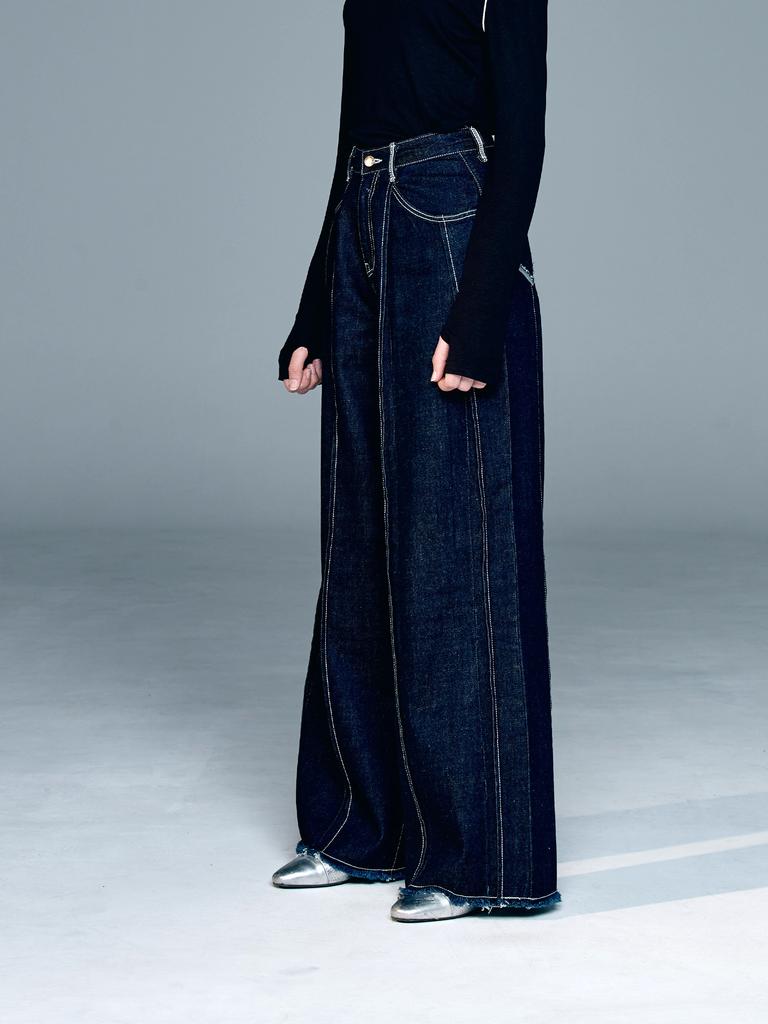 DILETTANTISME Overlock Pleated Wide Pants