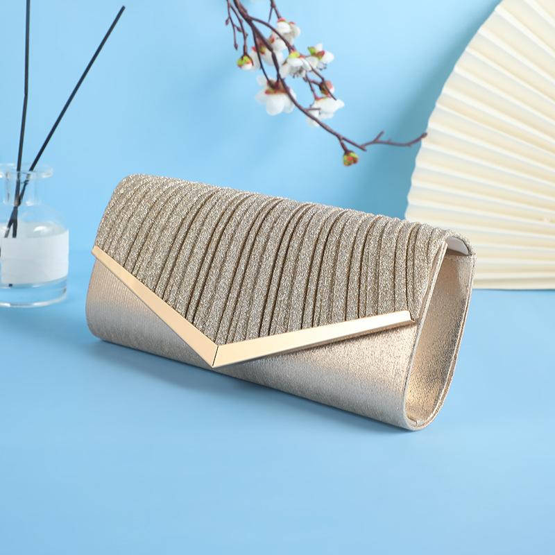 

Новая мода плиссированные женские платья, темпераментное вечернее платье цепь, свадебная сумка чеонгсам в руке 26*6*12