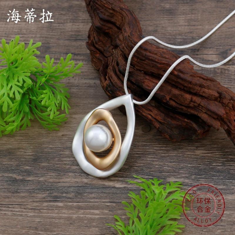 New hollow geometric ring long pendant, women's creative hollow irregular ring long necklace