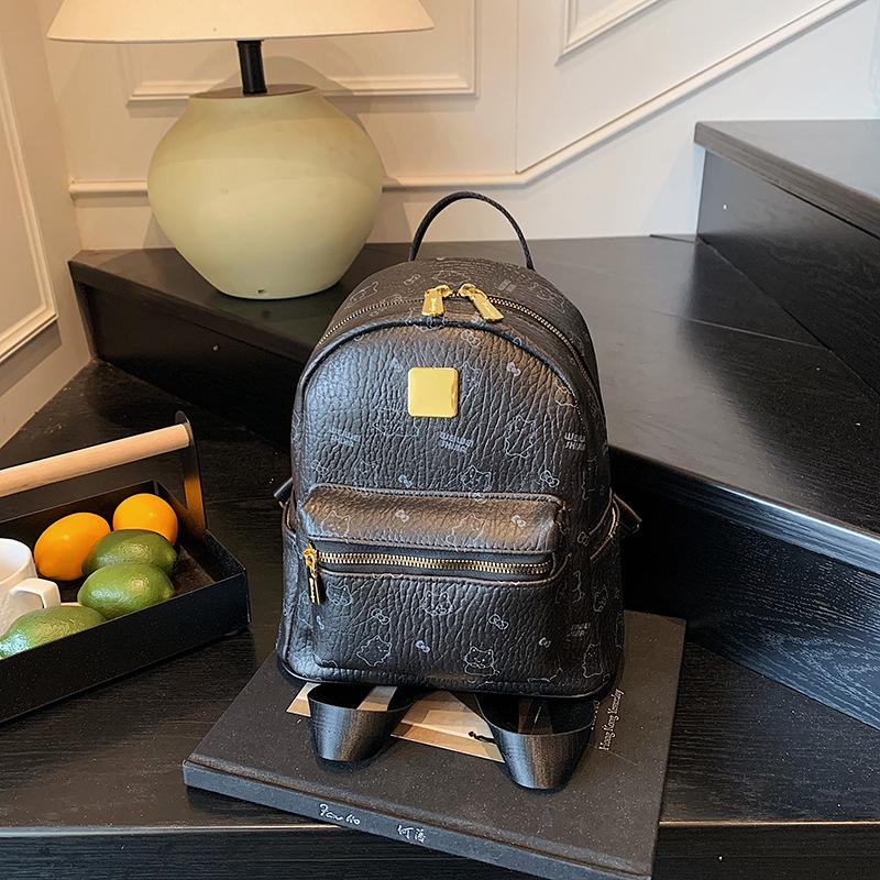 Backpack Women's Large Capacity Casual Niche Fashion Versatile Trend Student Class School Bag Premium Sense Backpack