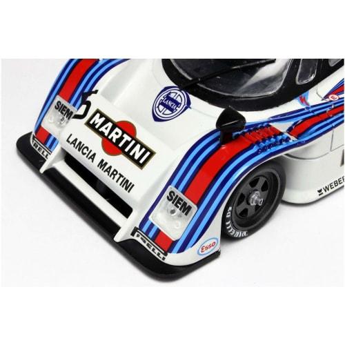 Italeri 1/24 Scale Lancia LC2 Group C Plastic Model Kit (IT3641) with Japanese Instructions