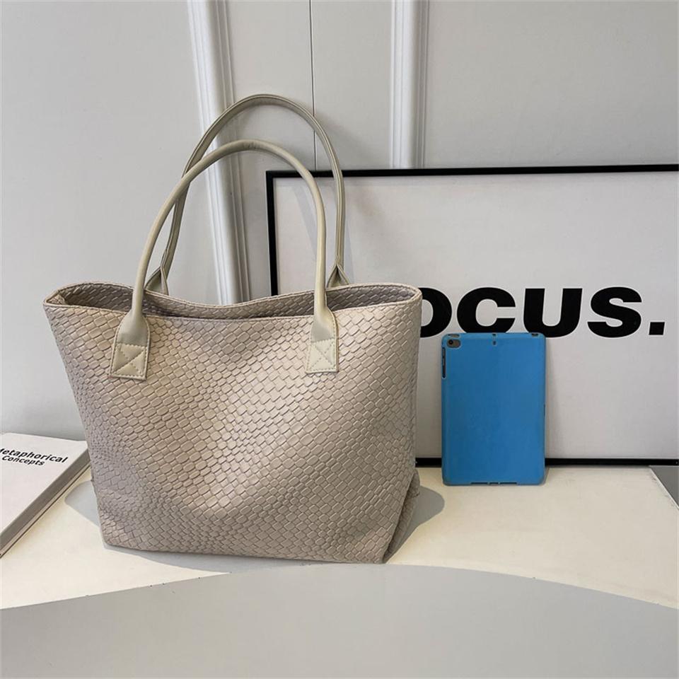 Women's Woven Pattern Tote Bag Elegant PU Leather Handbag Vintage Large Capacity Fashion Trending Japon Style Shoulder Bags