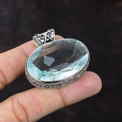 Ciondolo in apatite sfaccettata Gioielli con pietre preziose di qualità unica Ciondolo in argento sterling 925 Gioielli di design fatti a mano Ciondolo vintage Regalo per un amico