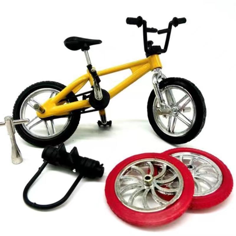 Mini koloběžka Dvoukolová koloběžka Dětské vzdělávací hračky Prstová koloběžka Kolo Fingerboard Skateboard