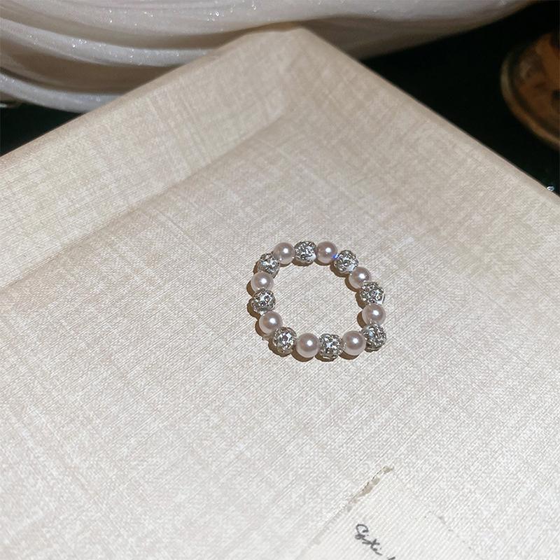 Набор ожерелий с жемчужными бусинами и розовыми элементами Французский нишевый Легкая роскошь Цепочка на ключицы Высококачественное ожерелье