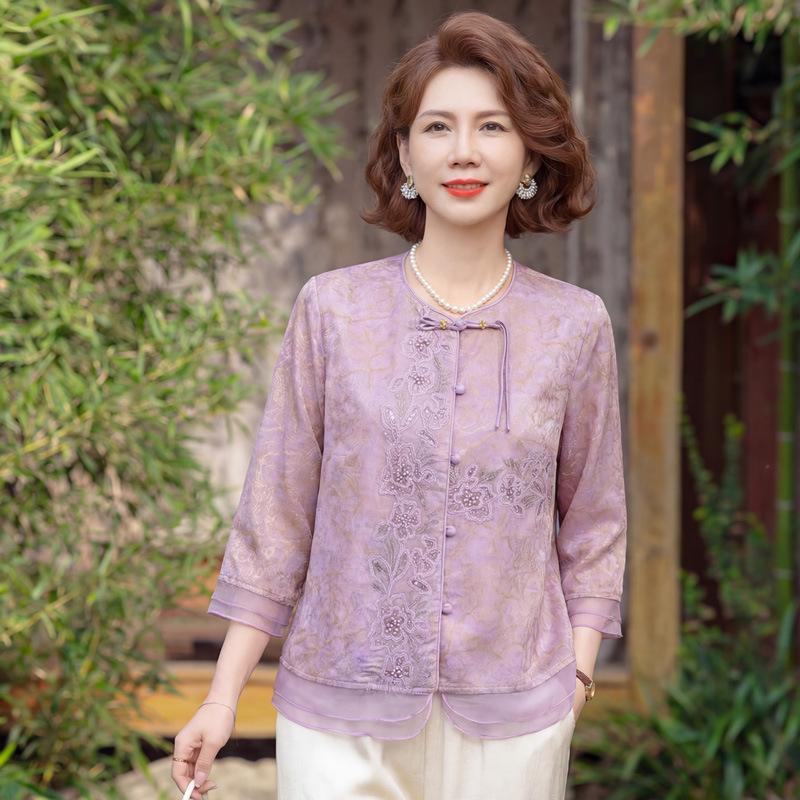 

Trendy Seven-Sleeve Embroidered Summer Blouse for Moms - Perfect for Middle-Aged and Elderly Women XL