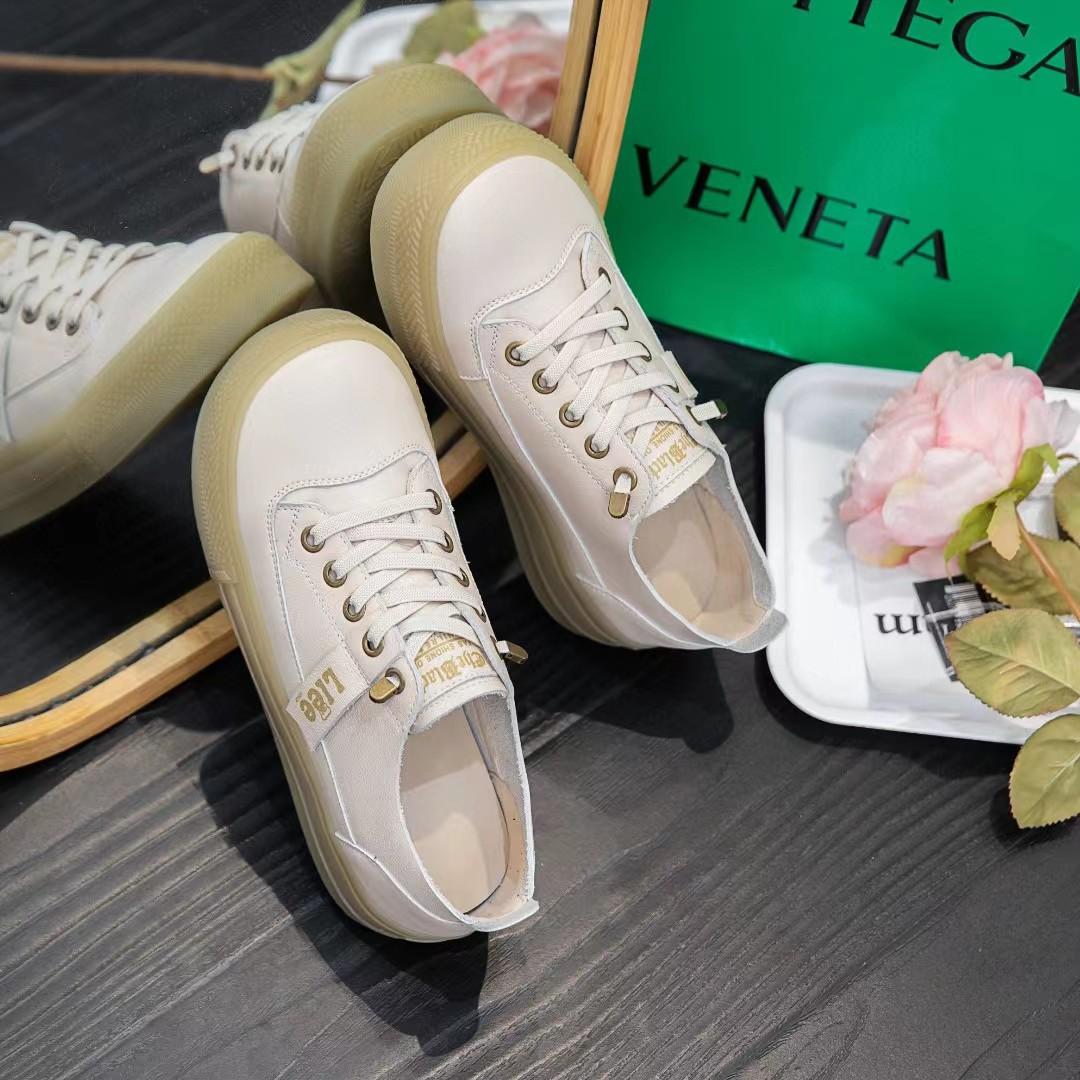 

The first layer of cowhide little white shoes women s spring new genuine leather cowhide soft sole one pedal sports and leisure board shoes 40 бежевий