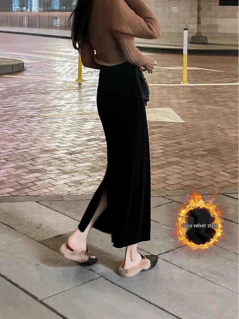 Golden Velvet Women's Mid-Length High-Waisted Slimming Pencil Skirt (Spring/Autumn 2026).