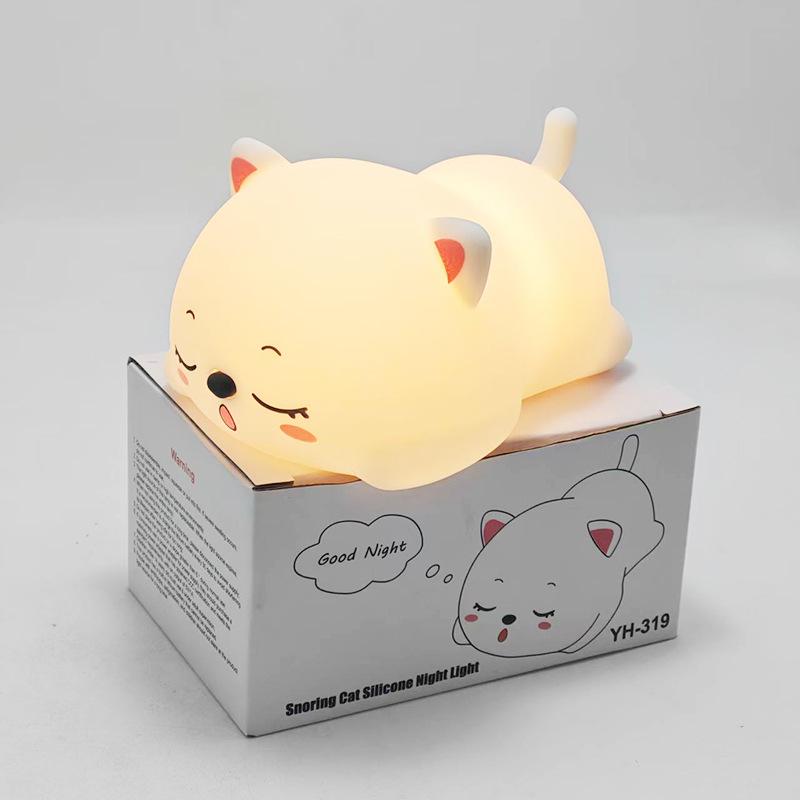 Purring Cat Night Light: Soft Bedside Lamp for Children's Sleep & Bedroom Decor