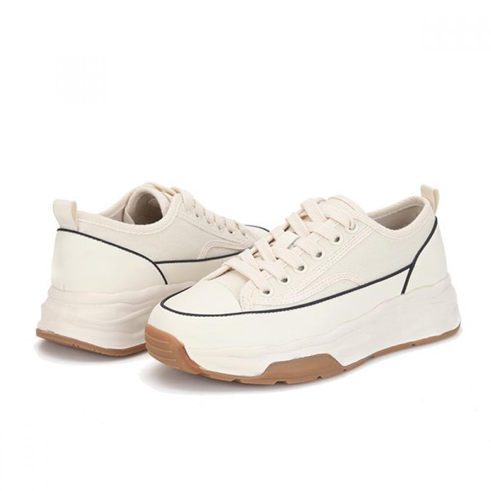 BARBARA Sneakers Bbg162wt