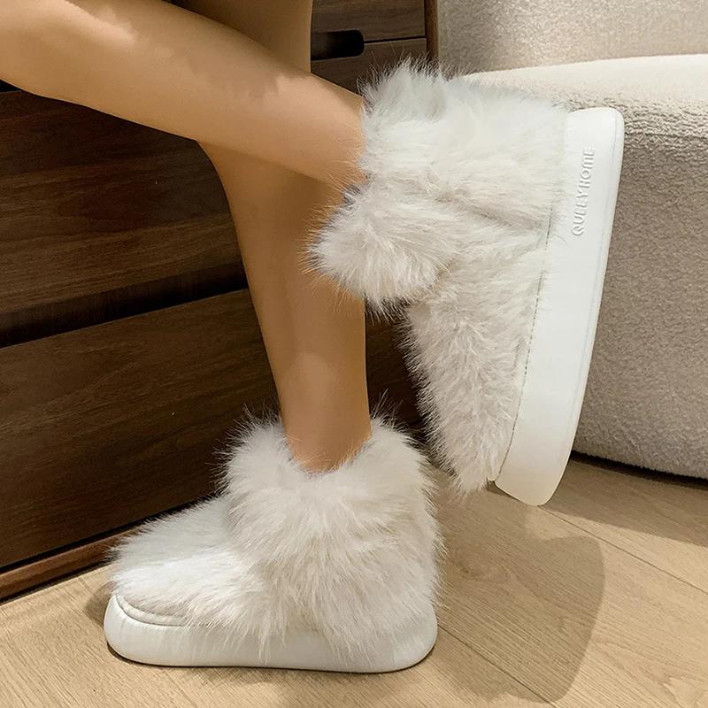 Fashion Fashion White Thick Plush Snow Boots Women Platform Fluffy Faux Fur Winter Boots Woman Comfort Slip On Warm Cotton Padded Shoes