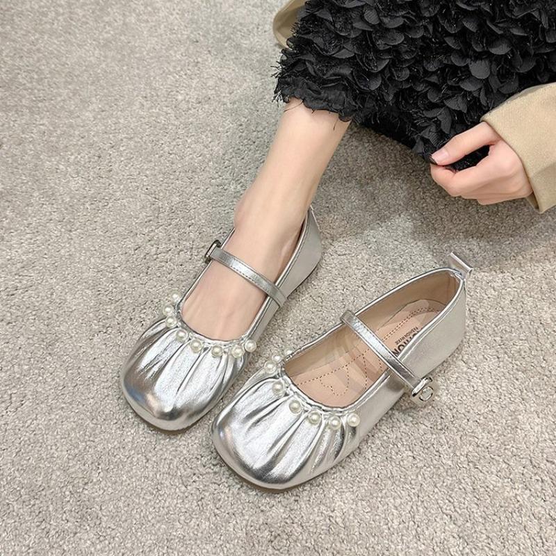 Summer New Small Leather Shoes New Shallow Mouth Mary Jane Round Toe Cute Comfortable Low Heel Shoes