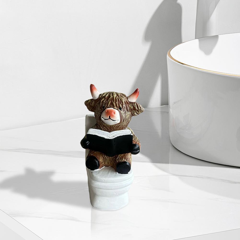 1/3 Stück Badezimmer Hochlandrind Figur Baden Lesen Buch Toilettenpapier Hochlandrinder Harz Statue Skulptur Ornament Dekoration