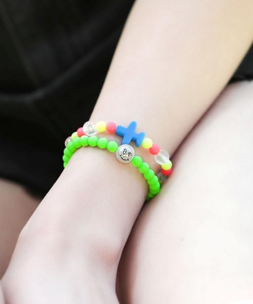 Bonbeau Pearl Smile Fluorescent Neon Acrylic Ball Bracelet
