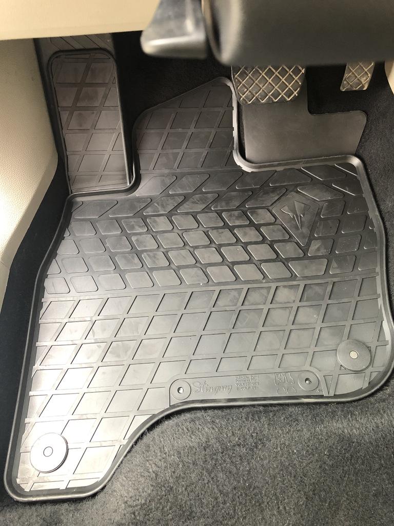 

Гумові килимки для E-Golf (4 шт, Stingray Premium) для Volkswagen Golf 7/E-Golf