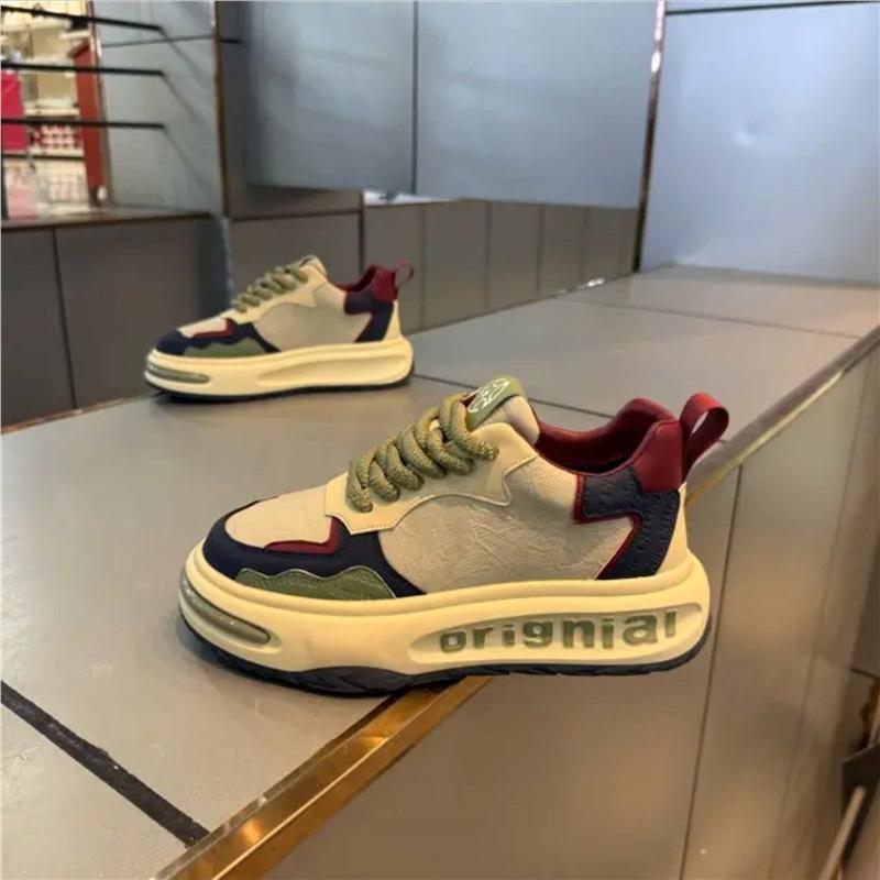 Color matching dad tide spring new soft-soled lightweight casual board shoes