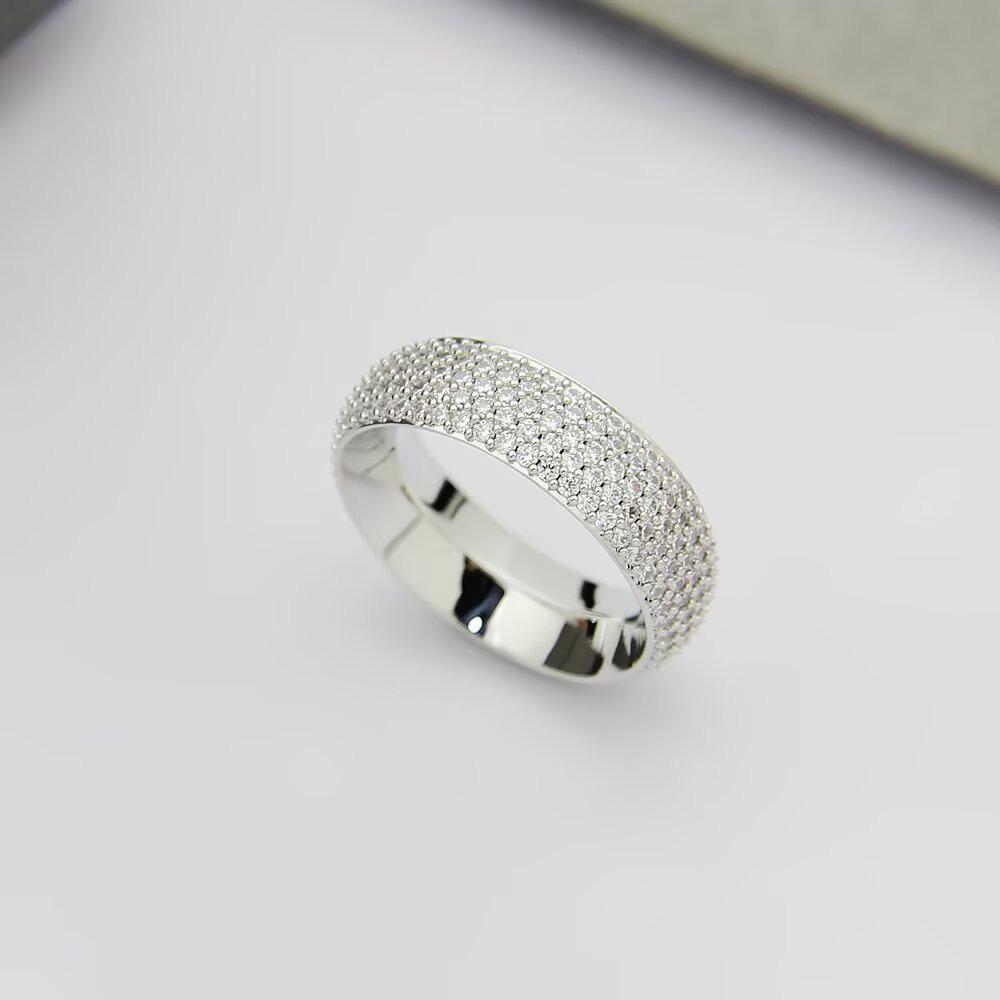 Round Full-diamond Ring, Three-color Precision Craftsmanship Version, Suitable for Gift-giving and Daily Wear, Non-allergenic Material