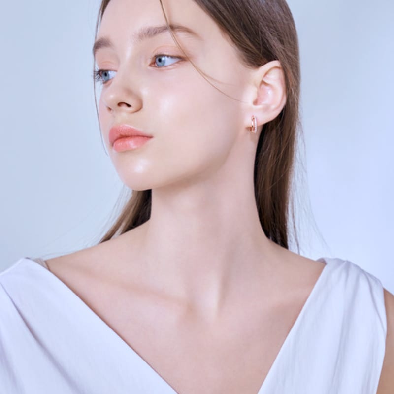 ELLE Jewelry 14K Outsider One-Touch Earrings (Gold Pin) ELGPEE435