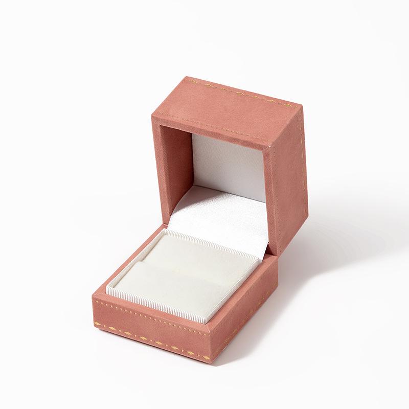 Luxurious Velvet Jewelry Box with Thickened Right-Angle Convex Edges for Rings, Pendants, and Bracelets