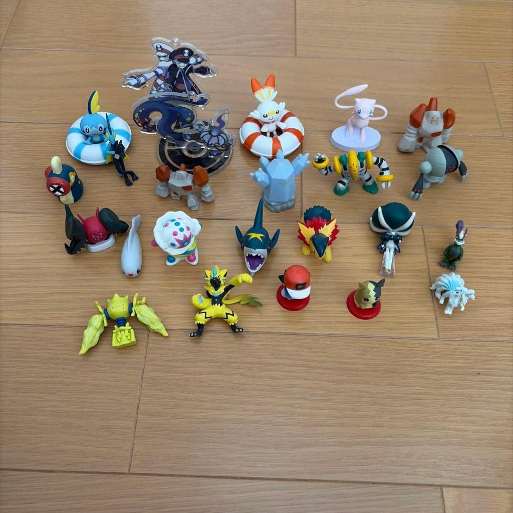 Used Pokemon figure finger puppet Pokemon monster collection Pokemon kids soft vinyl