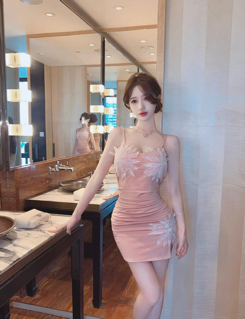 Sexy lace splicing hip wrap cotton high elastic tight bottom suspender dress fashionable slim backless short skirt women