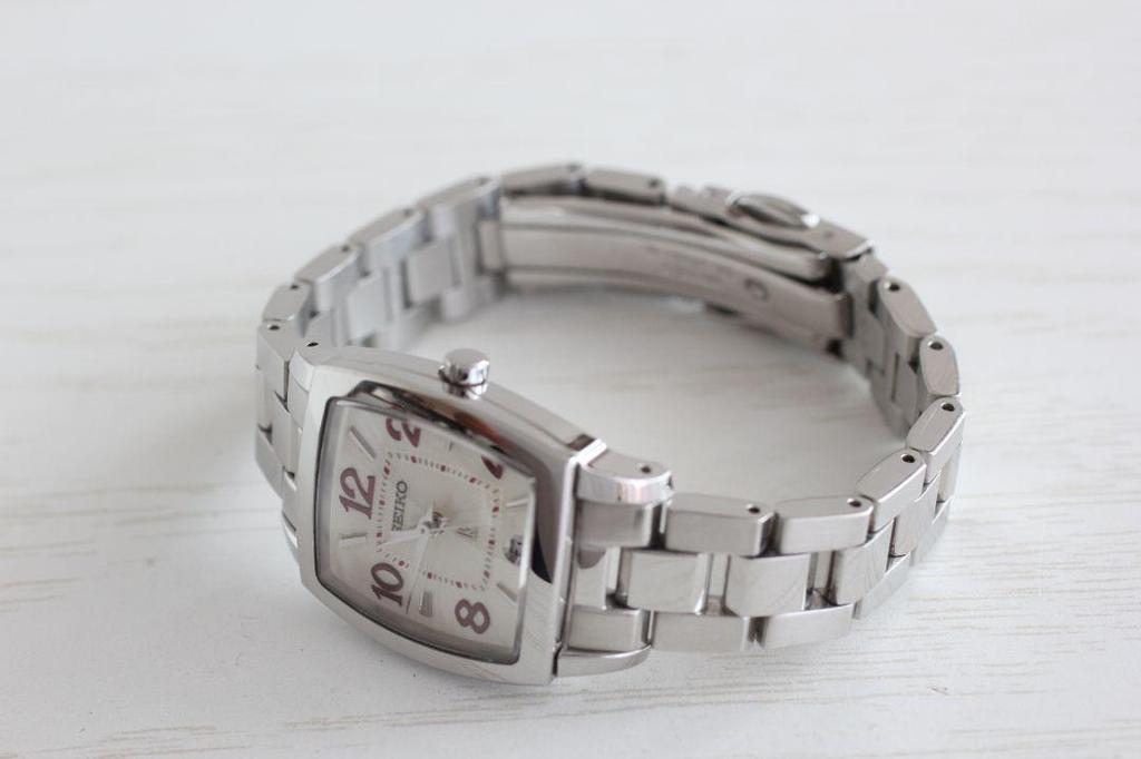 [USED] Working Seiko Lukia watch 7N82-OEWO