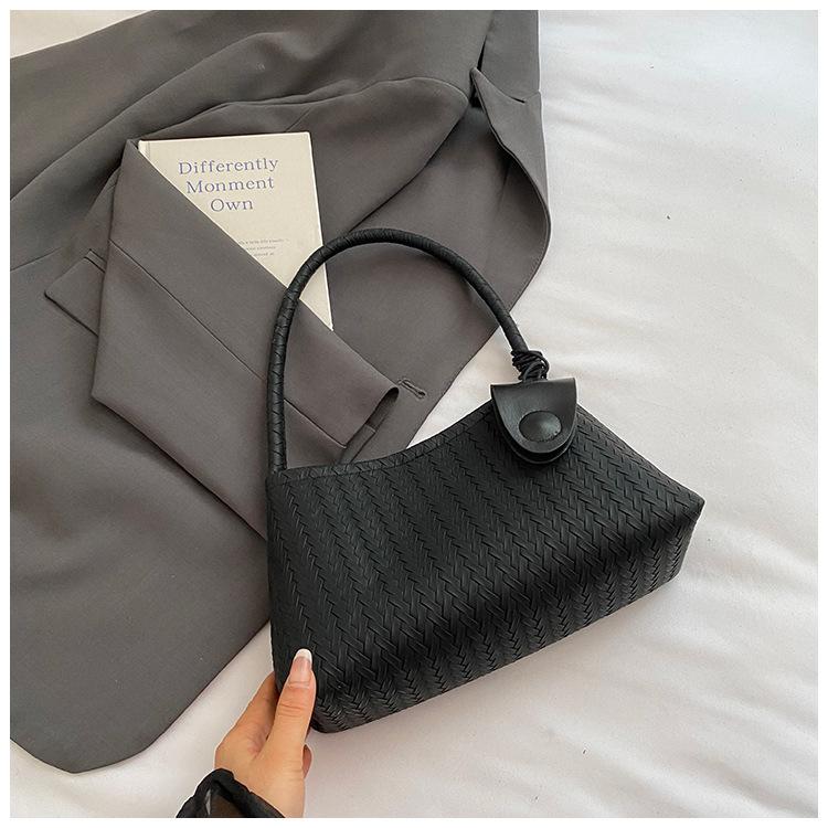 2025 Summer New French Oblique Span Bag Trendy Hand Bag Fashion Woven Shoulder Underarm Baguette Mother Bag Women