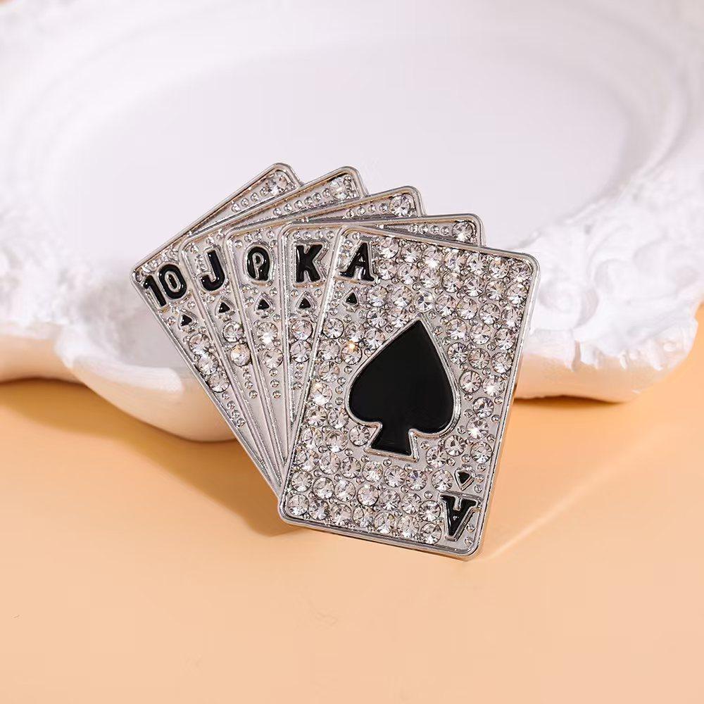 Full Brooch Poker Card Flush Charms Zinc Material for Men's and Women's Garment Shoes Decoration for Junk Case