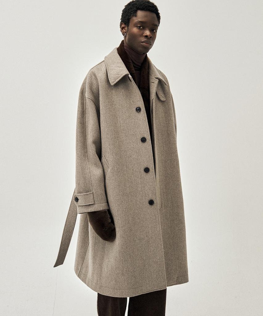 Noirer Wool Silk Herringbone Balmacaan Coat (Beige)