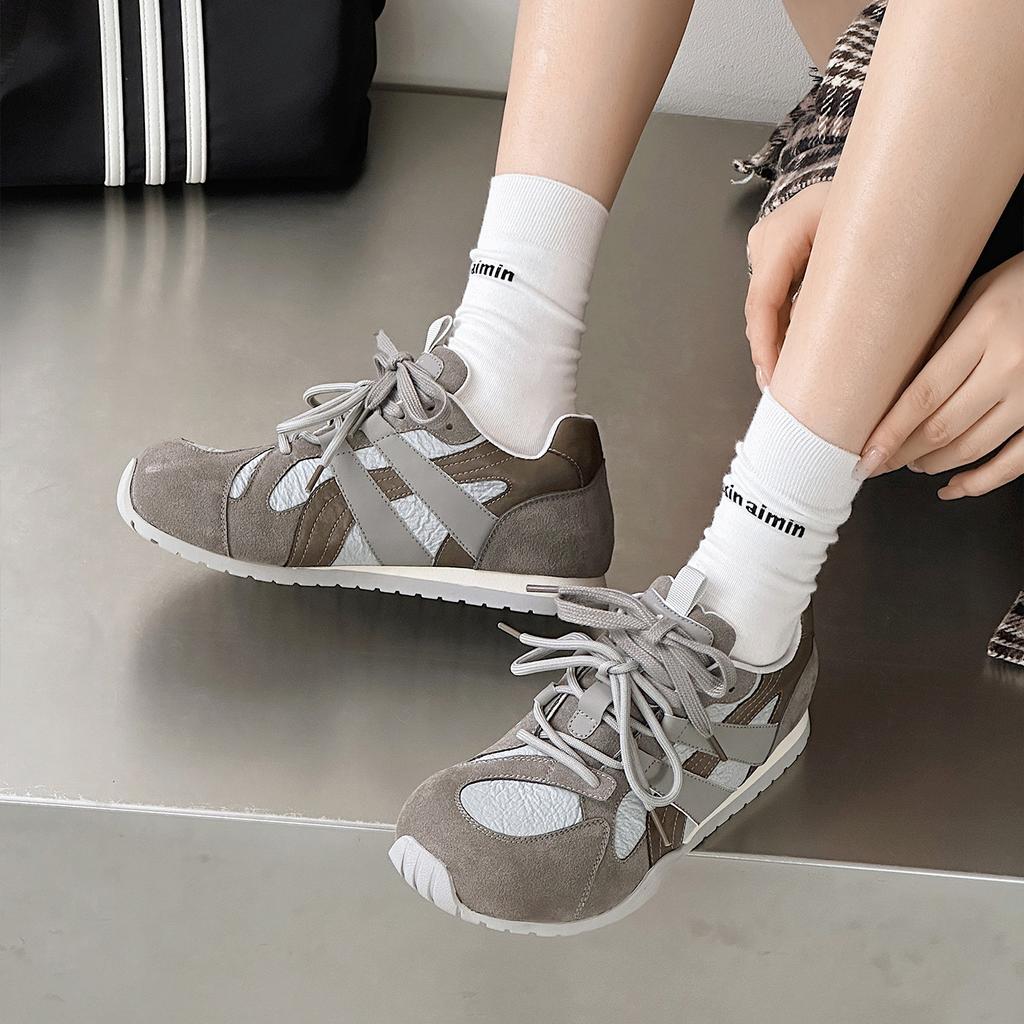 Super Feuer Retro Forrest Gump Schuhe Damen Neu Leder Weiche Sohle Paar Schnürsenkel Lässig Moral Trainingsschuhe Sportschuhe
