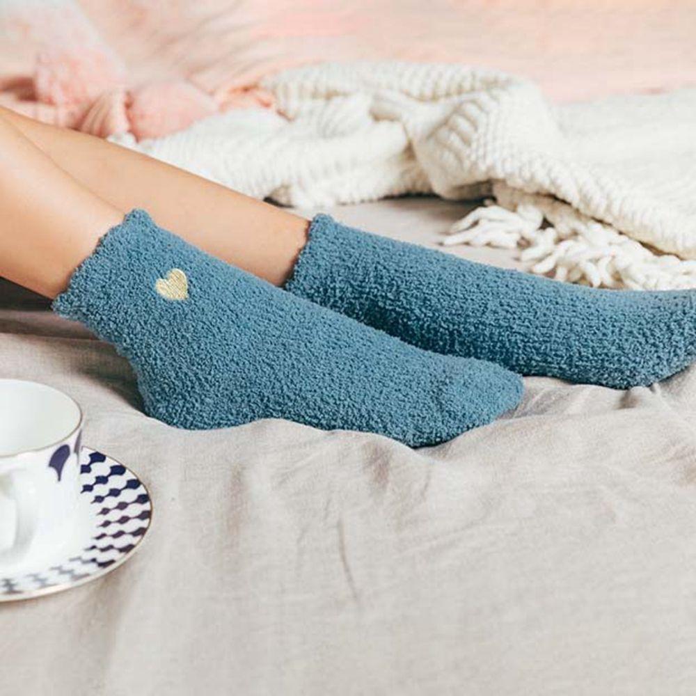 Color Sweet Girls Love Embroidery Coral Fleece Socks Female Hosiery Cute Floor Socks Mid-tube Socks