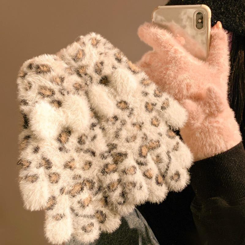 Warm wool gloves Female winter rabbit plush full finger cute riding leopard print elastic finger cold and windproof