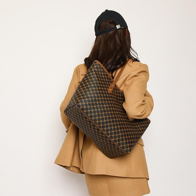 Go To Work Retro Large-capacity Shoulder Bag Women's Winter New Casual Personalized Tote Bag Fashion Underarm Bag