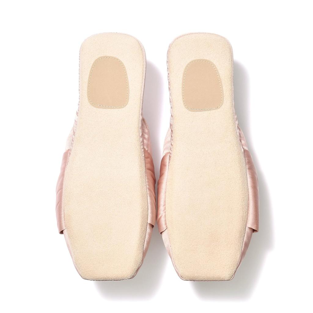 Francfranc Kruszony Aksamit i Satyna Pokój Różowe Buty,