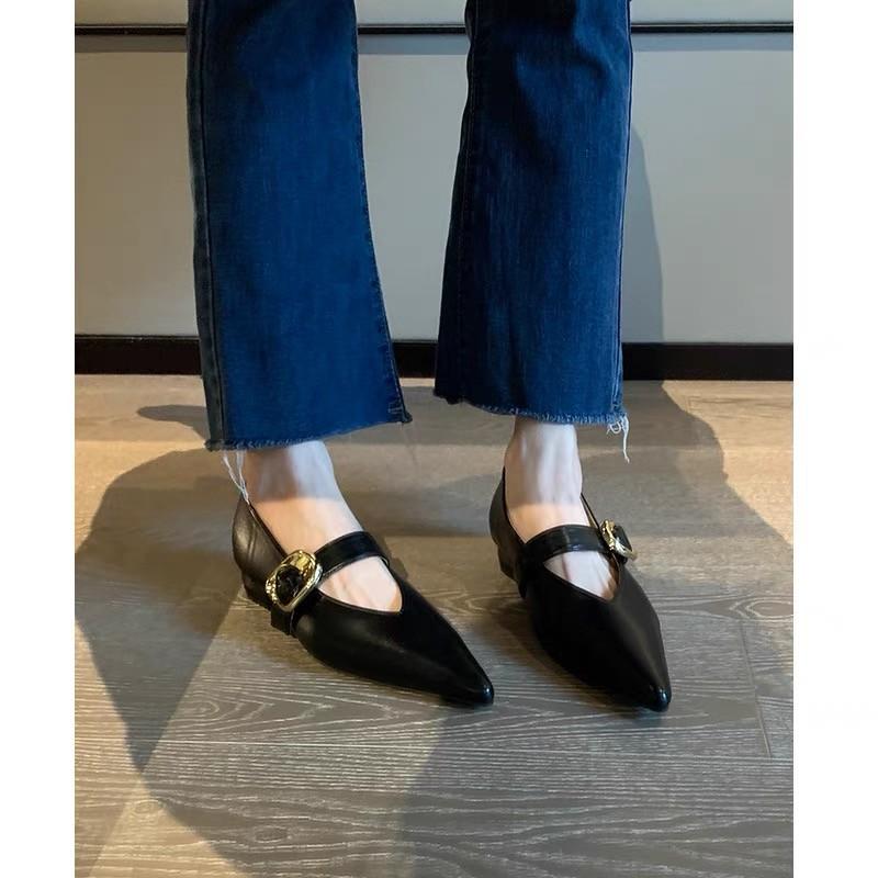 

2025 autumn new foreign trade pointed low heel belt buckle Mary Jane women s shoes nude not tired feet fashion shoes 35 чёрный