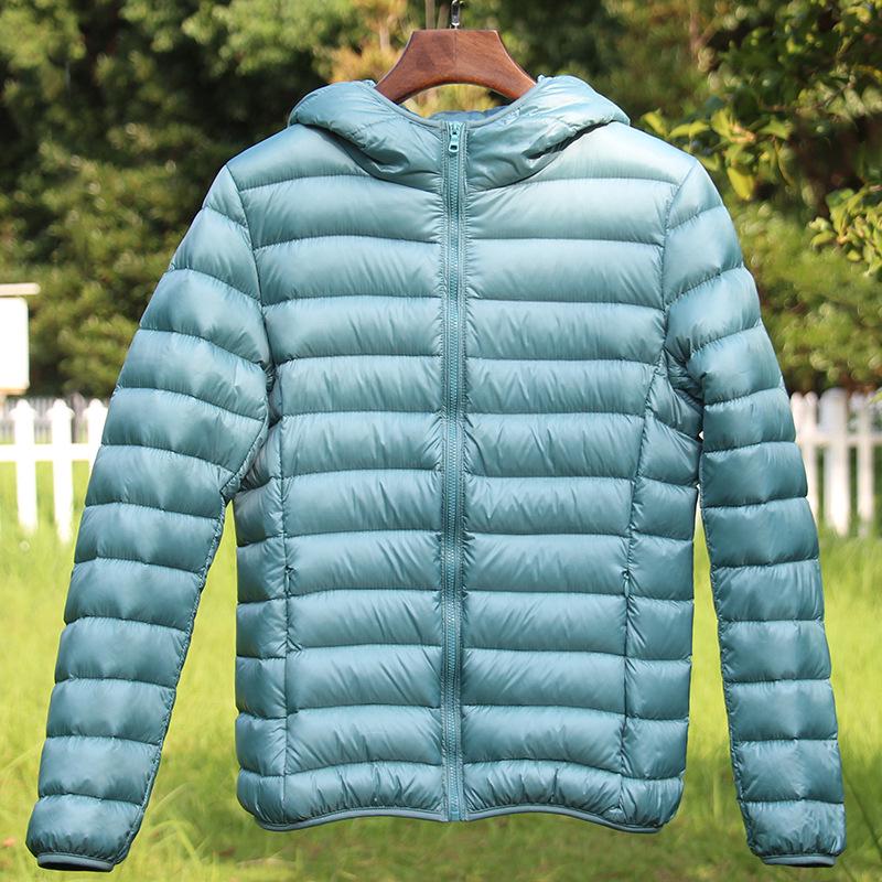 2023 Winter Lightweight Down Jacket for Plus Size Middle-Aged & Elderly, Short Hooded Style, Fits Up to 200 Jin