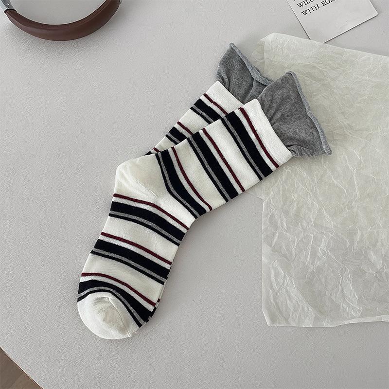 Double-slit Color-blocking Long Socks, Pickled Green Cranberry Striped Mid-calf Socks, Casual Sports Trendy Socks, Women's Socks