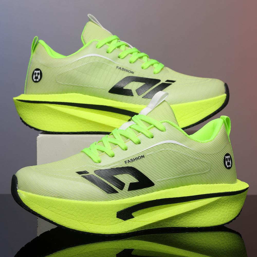 New Professional Racing Shoes, Sports Shoes, Breathable and Versatile Fashion Trend, Couple Models, Student Campus Training Shoes
