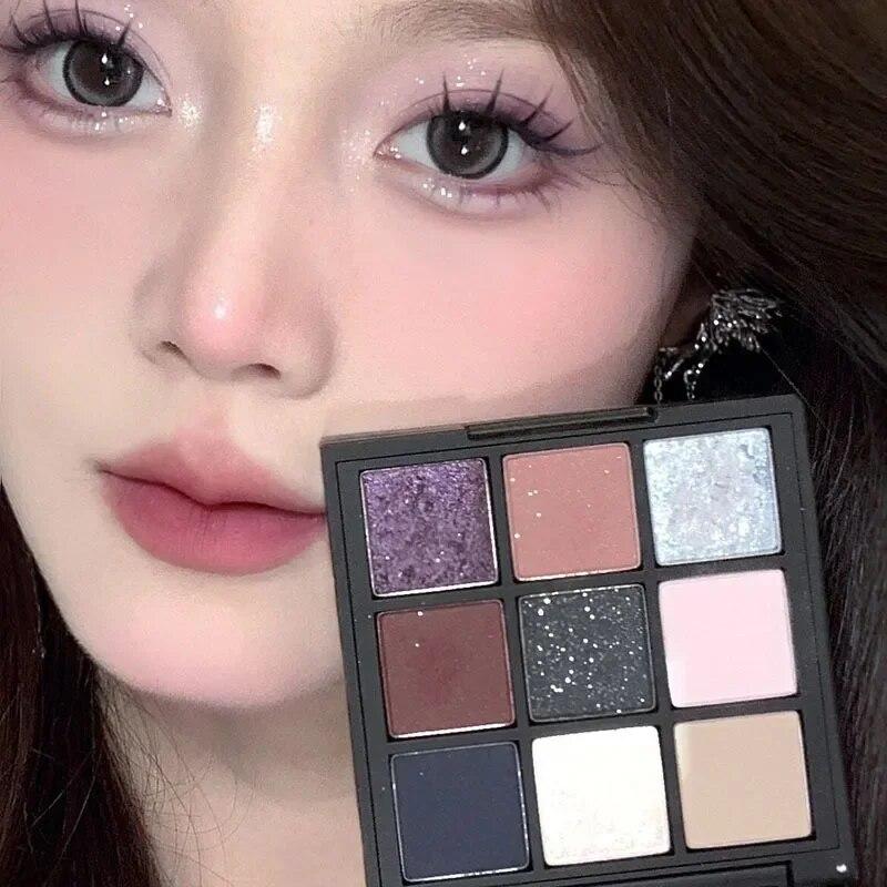 9 Farben Dark Punk Smoked Lidschatten-Palette Schwarz Lila Perle Matte Aufhellung Liegende Seidenraupe Feiner Schimmer Erdfarben-Make-up