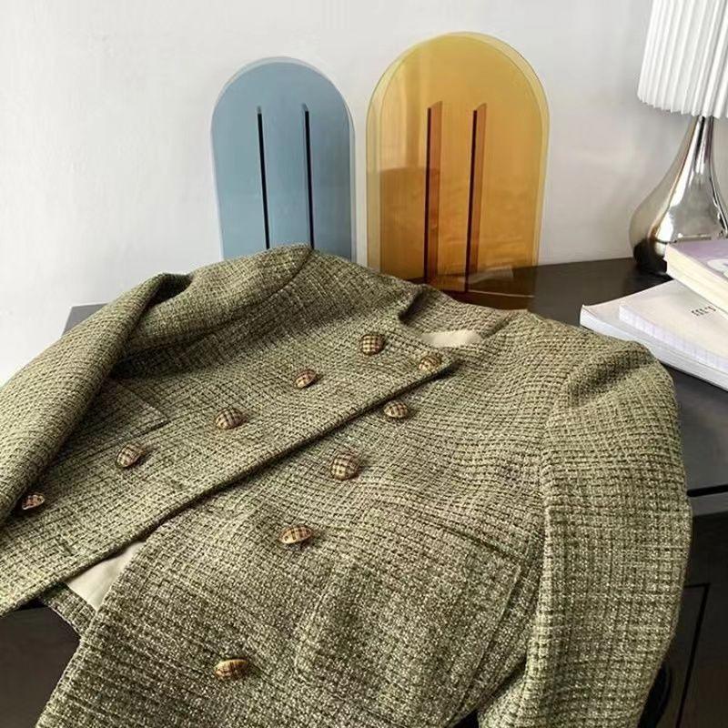 Stylish and Retro Short  Jacket for Women, Vintage French Style In Spring and Autumn, Suitable for Petite Sizes