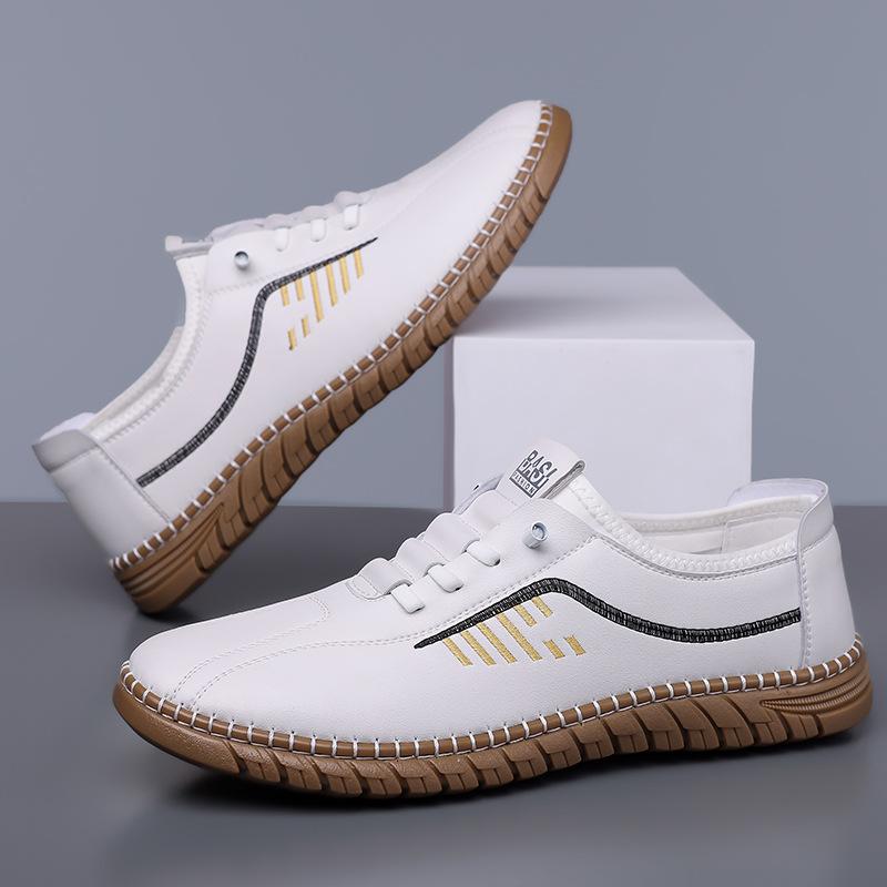 Fashion Spring Autumn New Designer Driving Shoes for Men Fashion Casual Solid Color Leather Shoes Male Lace Light Board Shoes Man