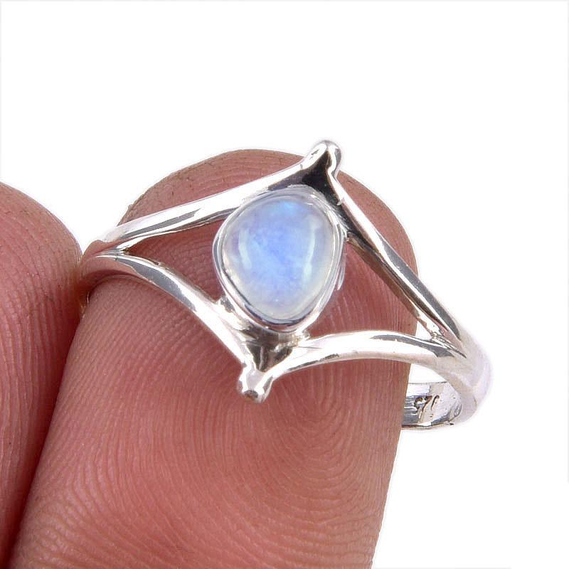 

Natural Rainbow Moonstone Gemstone Handmade 925 Sterling Silver Ring S.7.5 I1v91
